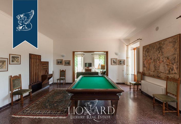 Image No.27-10 Bed Villa for sale