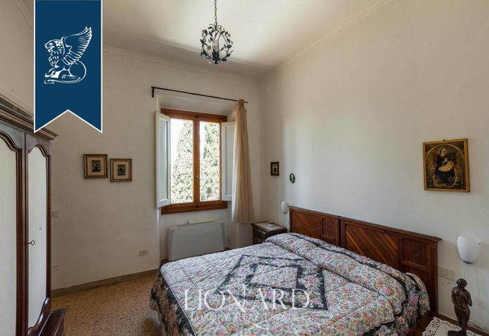 Image No.33-10 Bed Villa for sale