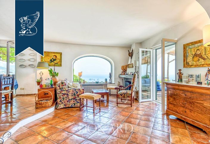 Image No.16-7 Bed Villa for sale