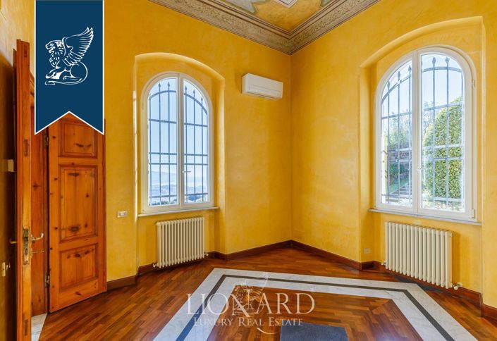 Image No.37-5 Bed Villa for sale