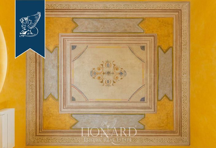 Image No.38-5 Bed Villa for sale