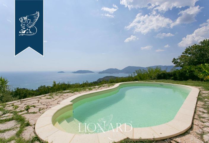 Image No.25-3 Bed Villa for sale