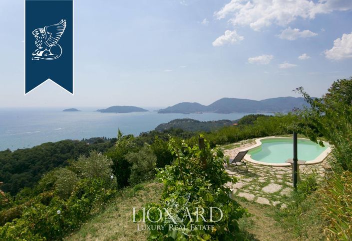 Image No.28-3 Bed Villa for sale