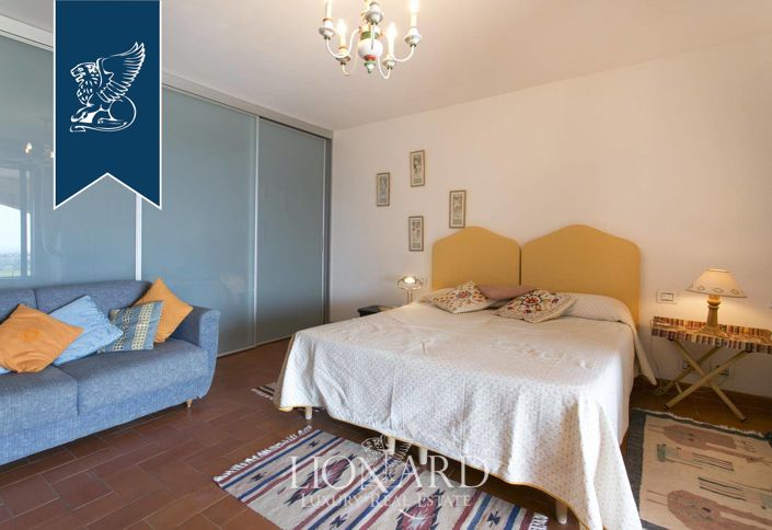 Image No.39-3 Bed Villa for sale