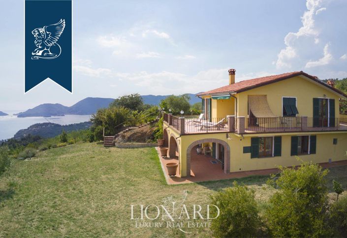 Image No.9-3 Bed Villa for sale