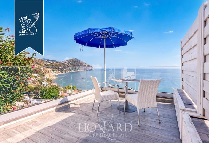 Image No.15-9 Bed Hotel for sale