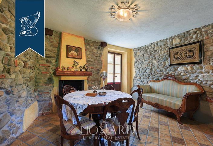 Image No.36-13 Bed Farmhouse for sale