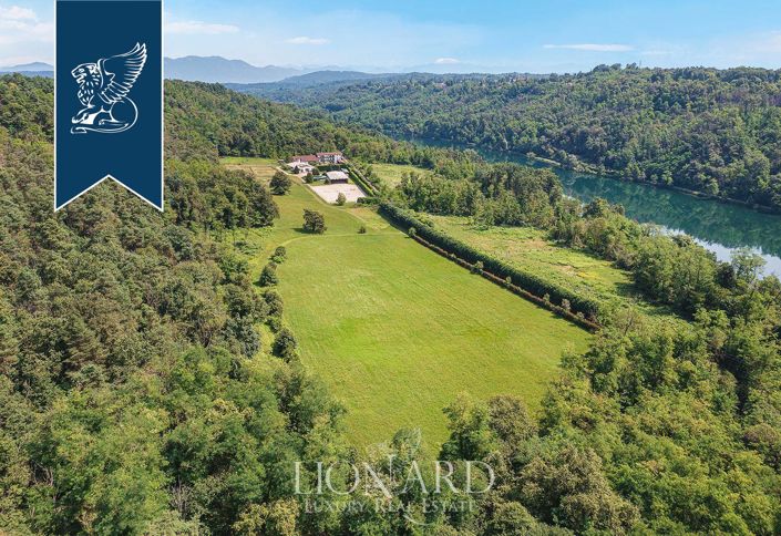 Image No.41-13 Bed Farmhouse for sale