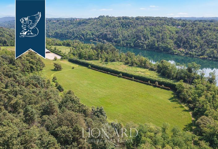 Image No.42-13 Bed Farmhouse for sale