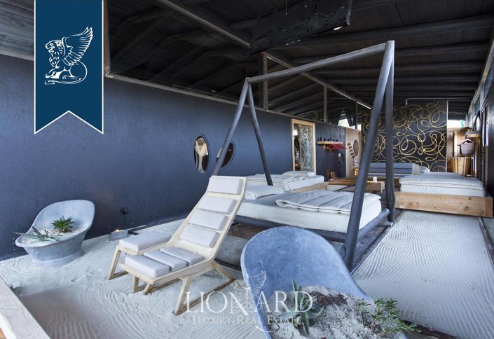 Image No.4-5 Bed Farmhouse for sale