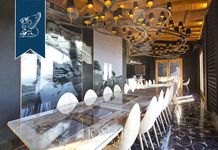 Image No.43-5 Bed Farmhouse for sale