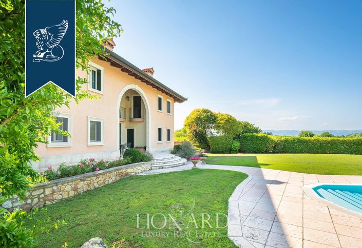 Image No.11-5 Bed Villa for sale