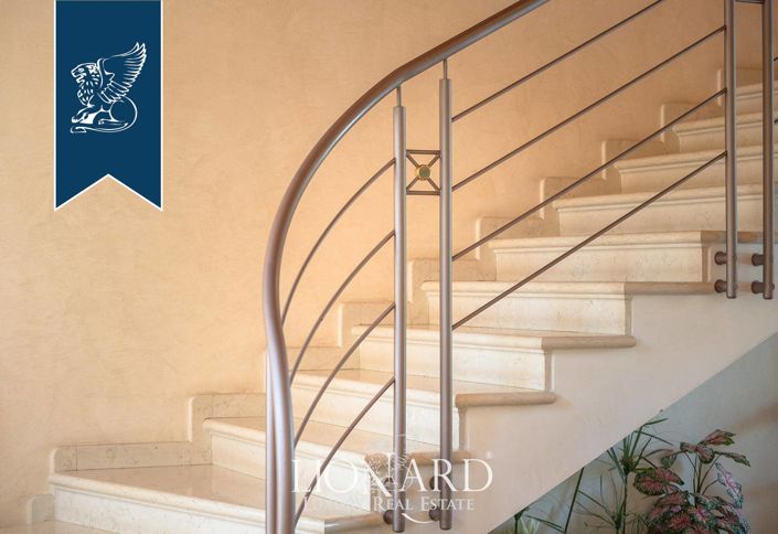 Image No.25-5 Bed Villa for sale