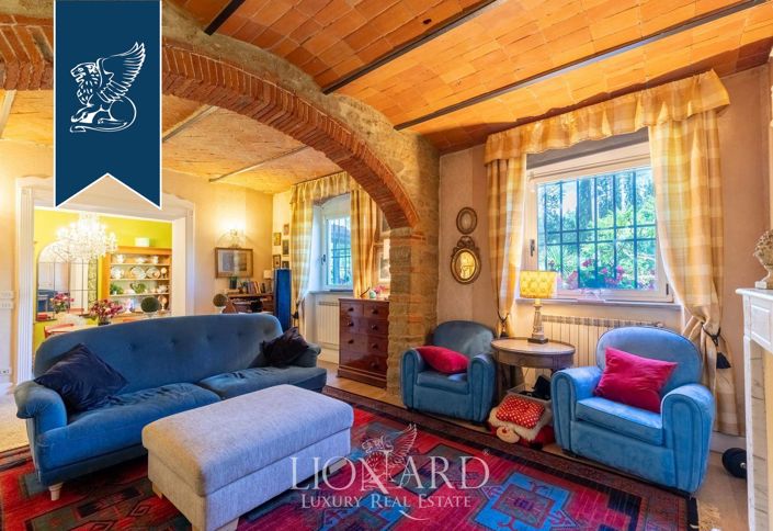 Image No.14-8 Bed Villa for sale