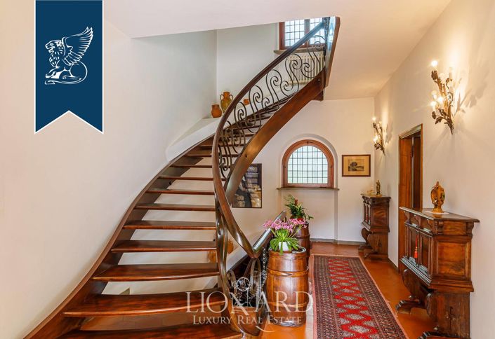 Image No.17-5 Bed Villa for sale