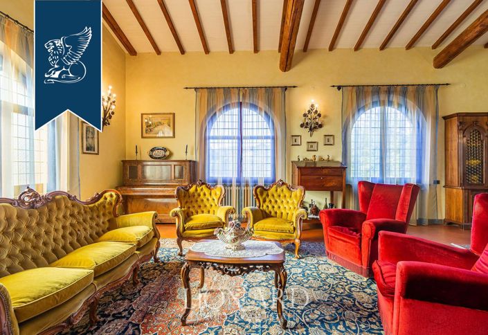 Image No.19-5 Bed Villa for sale