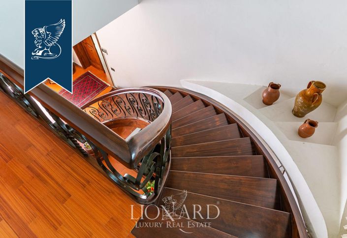 Image No.31-5 Bed Villa for sale