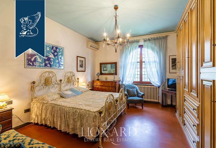 Image No.36-5 Bed Villa for sale