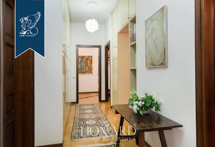 Image No.38-5 Bed Villa for sale