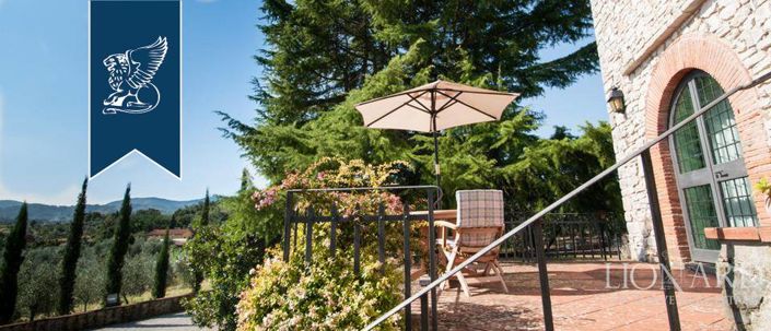 Image No.20-6 Bed Country House for sale