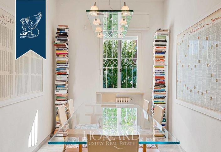 Image No.17-5 Bed Villa for sale