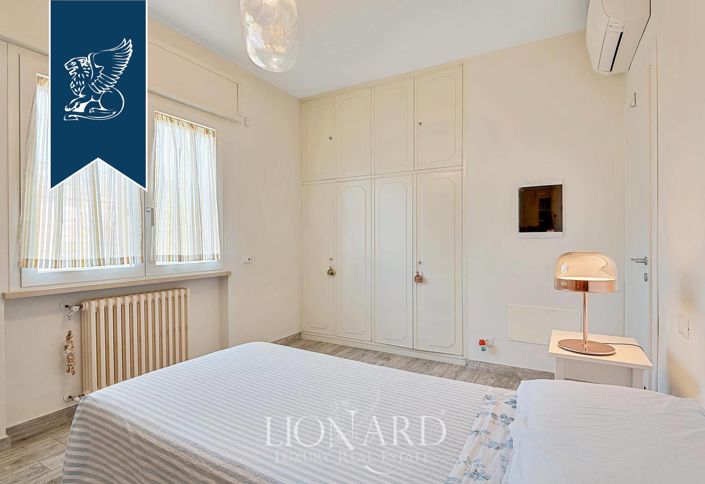 Image No.28-5 Bed Villa for sale