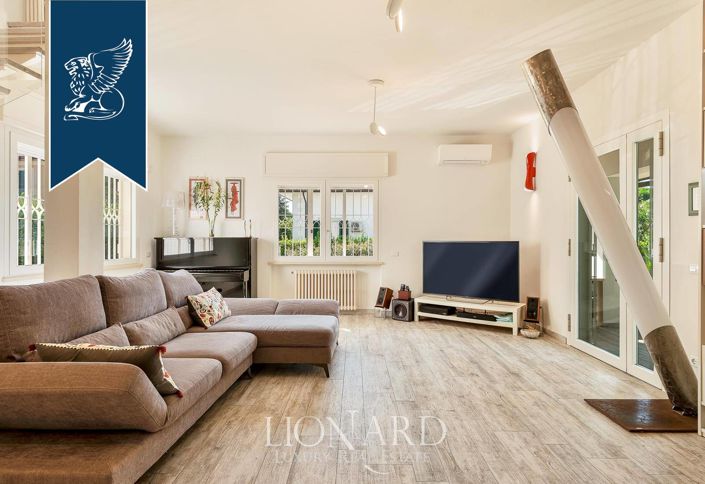 Image No.8-5 Bed Villa for sale