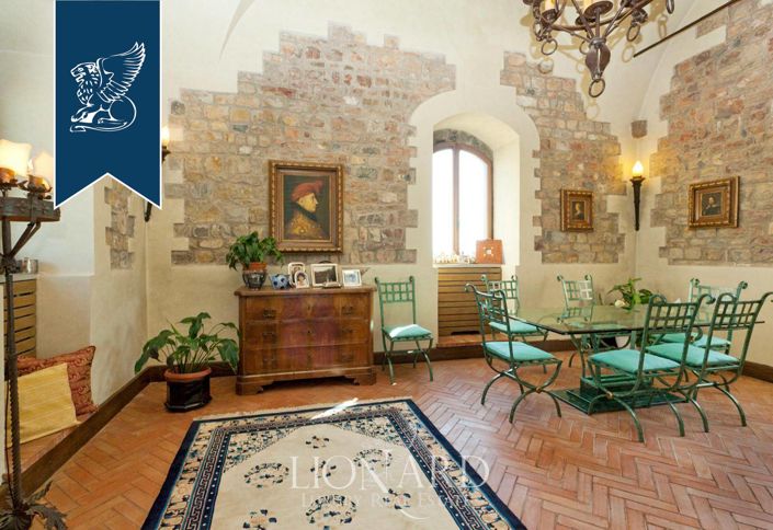 Image No.17-14 Bed Villa for sale