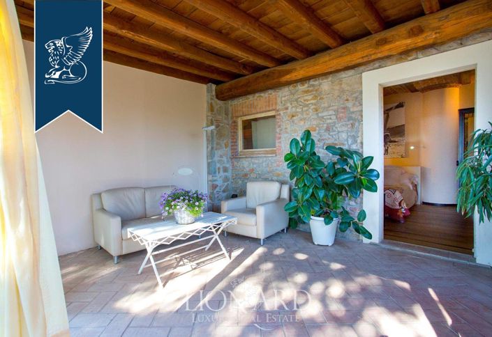 Image No.14-10 Bed Villa for sale