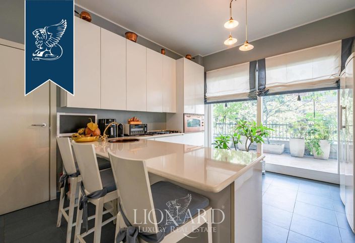 Image No.15-3 Bed Apartment for sale