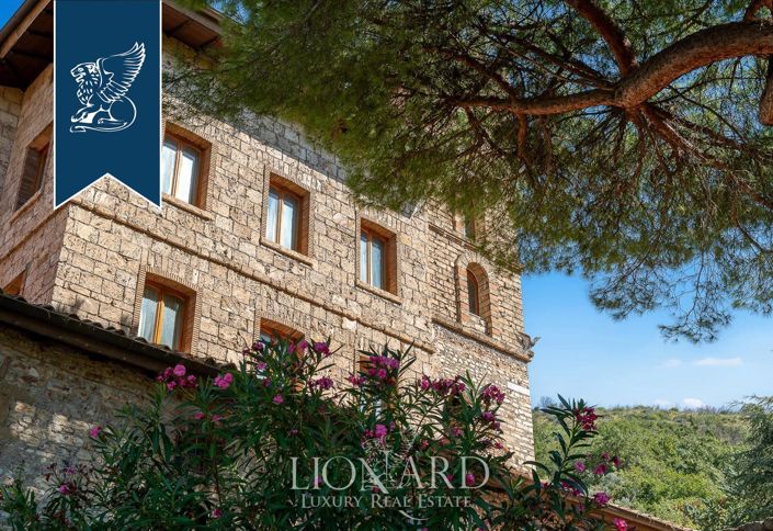 Image No.11-35 Bed Hotel for sale