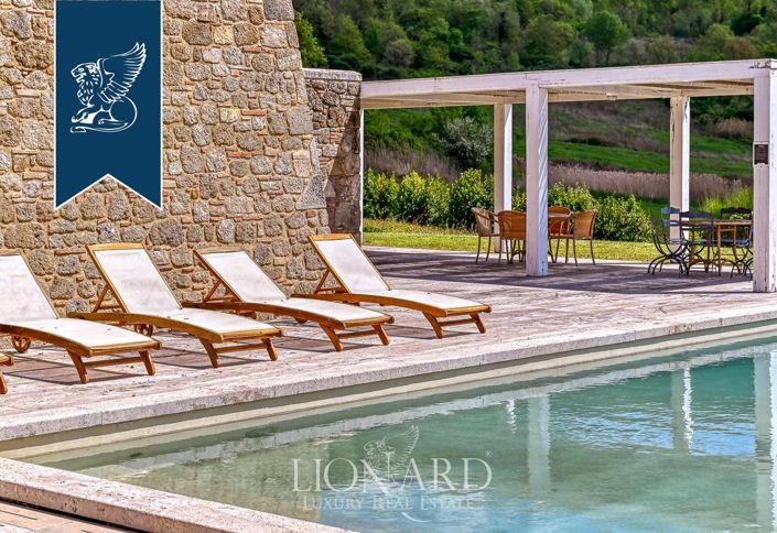 Image No.17-6 Bed Villa for sale