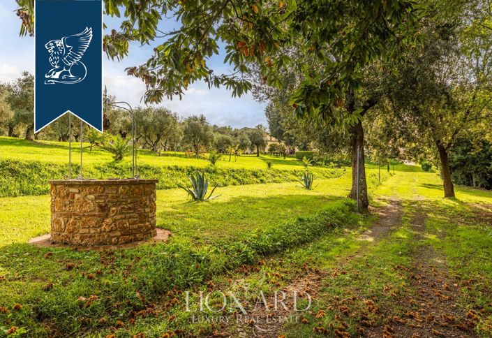 Image No.18-15 Bed Villa for sale