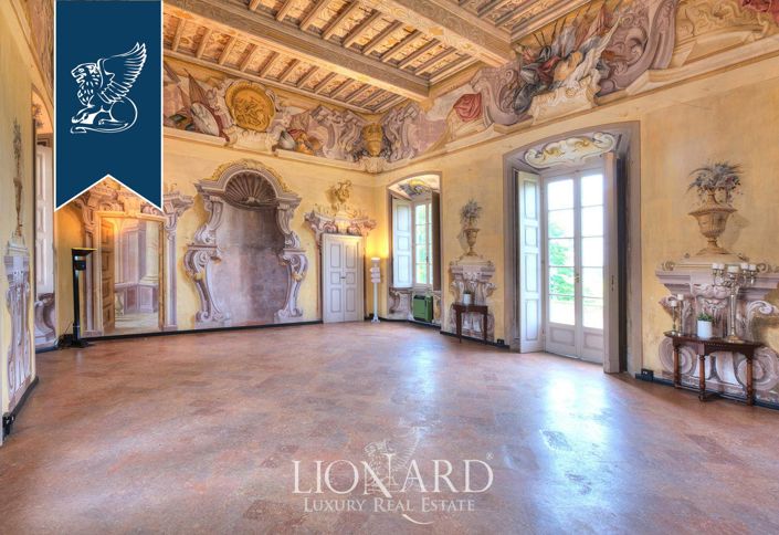 Image No.16-20 Bed Property for sale