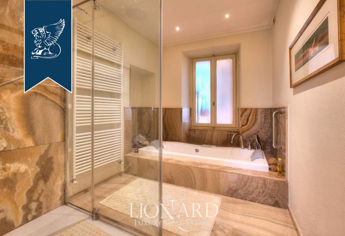 Image No.28-6 Bed Villa for sale