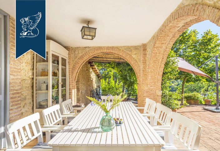 Image No.12-7 Bed Villa for sale