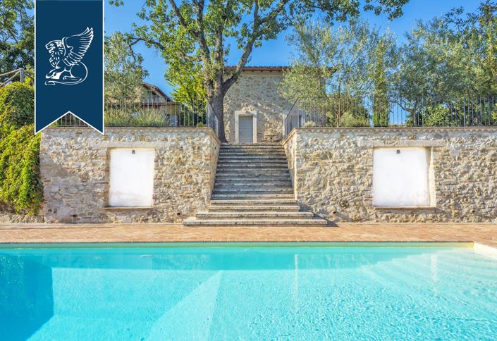 Image No.2-7 Bed Villa for sale