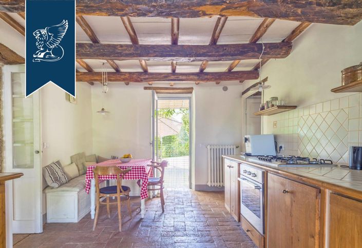 Image No.20-7 Bed Villa for sale