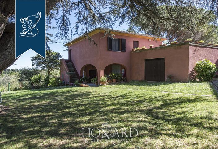 Image No.5-10 Bed Villa for sale