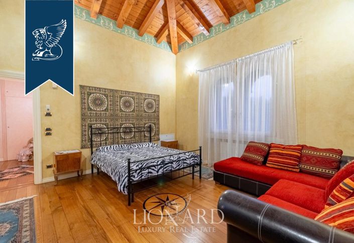 Image No.12-4 Bed Villa for sale