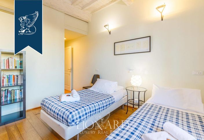 Image No.18-3 Bed Apartment for sale