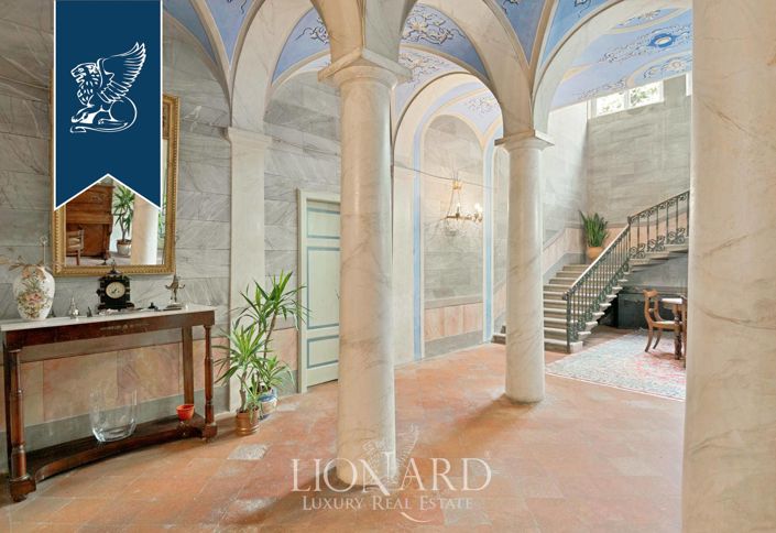 Image No.13-11 Bed Villa for sale