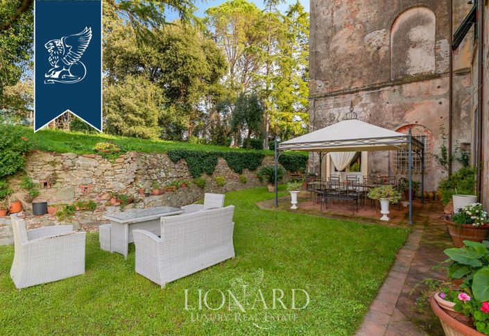 Image No.7-11 Bed Villa for sale