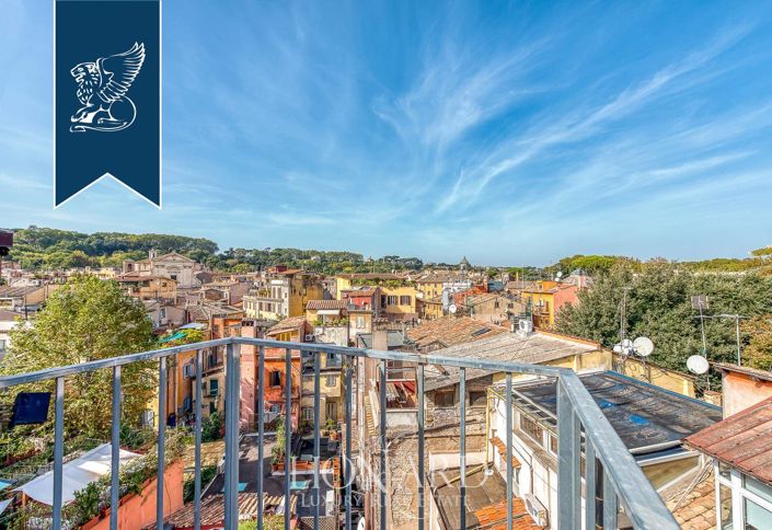 Image No.15-6 Bed Apartment for sale