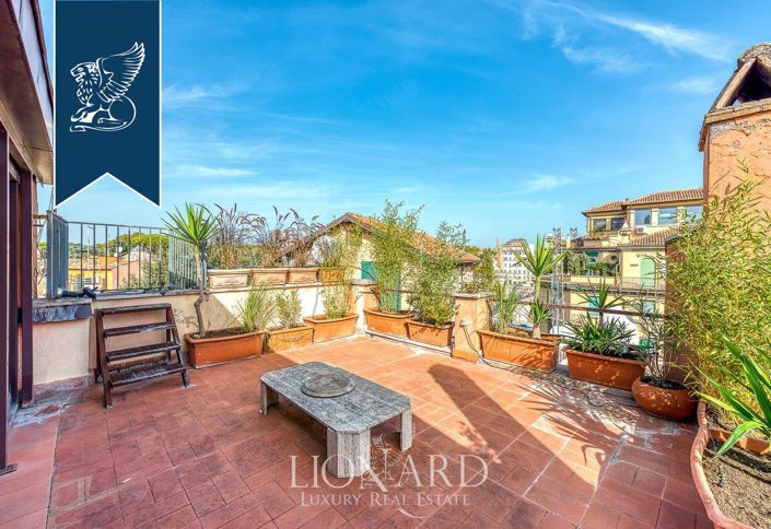 Image No.9-6 Bed Apartment for sale