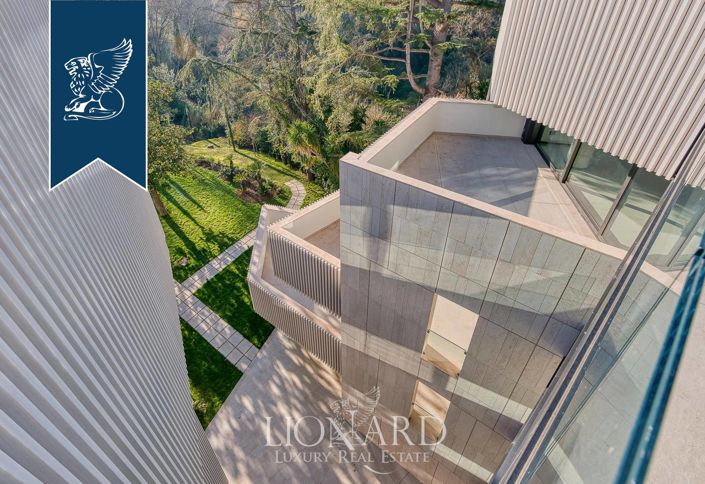 Image No.20-4 Bed Apartment for sale