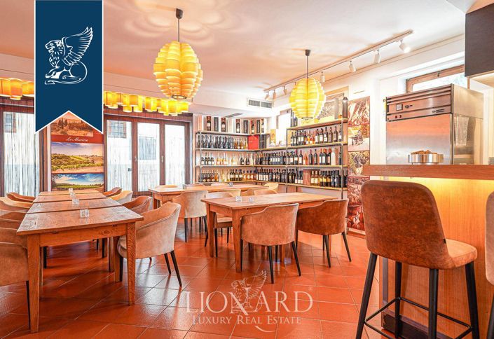 Image No.1-20 Bed Hotel for sale