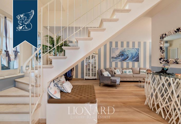 Image No.10-4 Bed Villa for sale