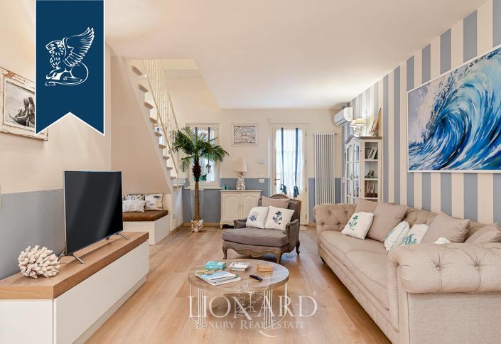 Image No.2-4 Bed Villa for sale