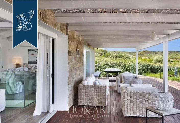 Image No.9-7 Bed Villa for sale